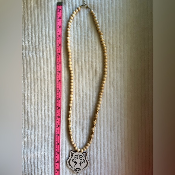 Bead Necklace - Picture 4 of 4